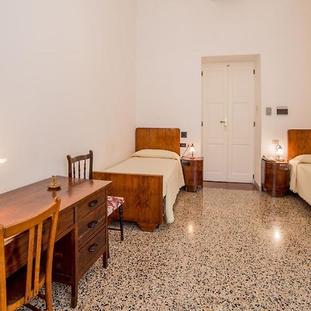 Hotel Aer Bj Vittoria カリアリ 部屋 写真